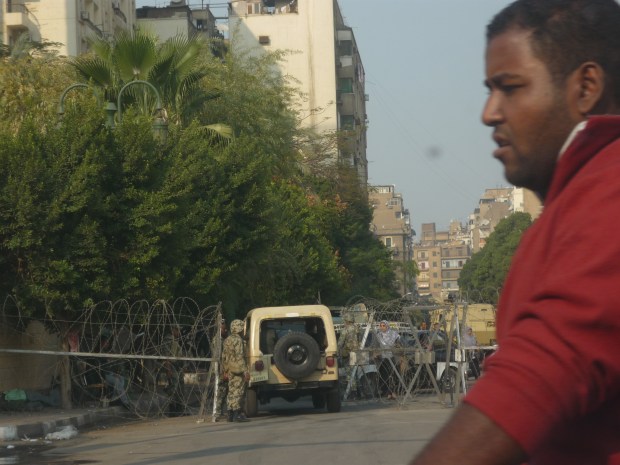 check point Le Caire